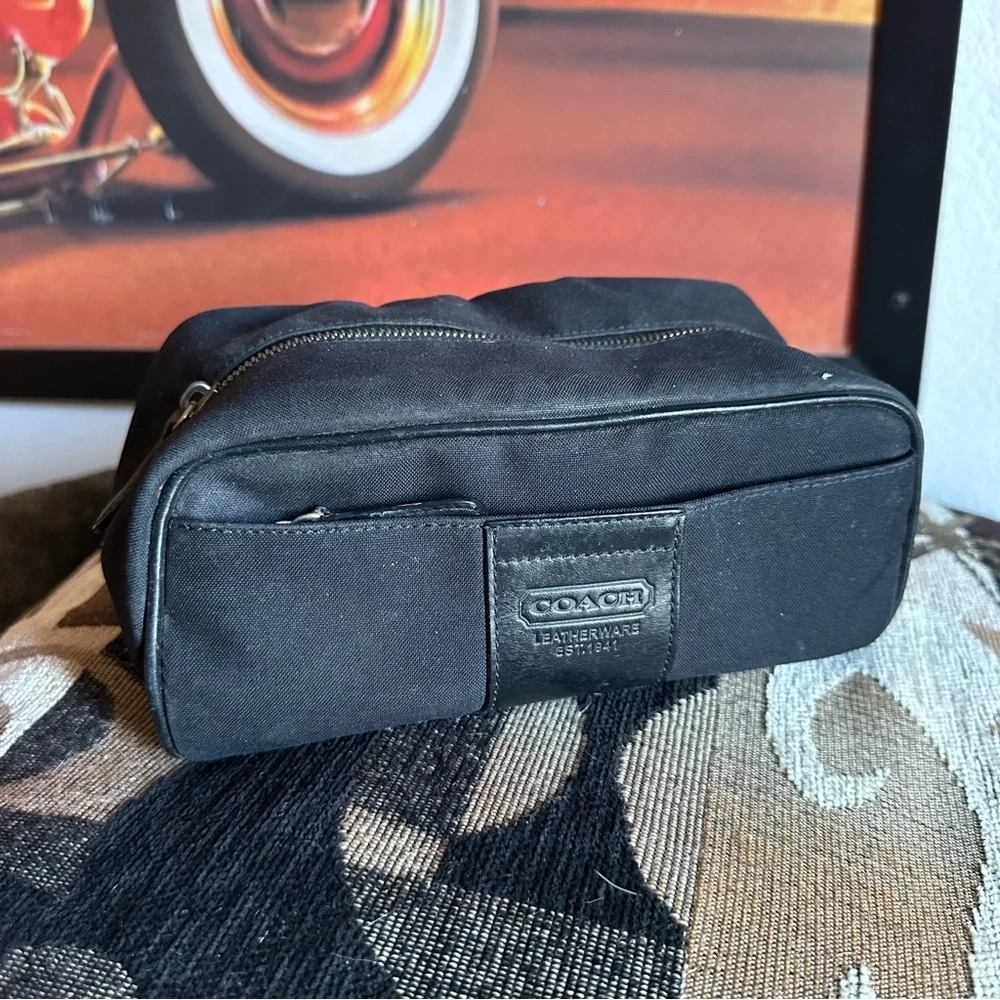 Coach Black Men's toiletries Bag - Picture 3 of 6